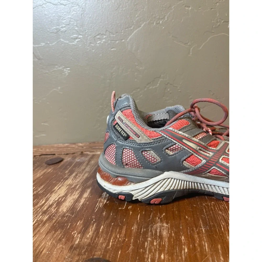 Asics Gel Trabuco Trail Running Shoes Gore Tex Womens 9.5 Pink Sneakers Comfort